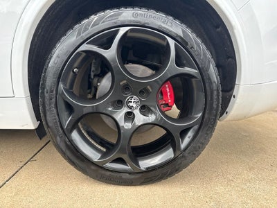 2023 Alfa Romeo Stelvio Veloce