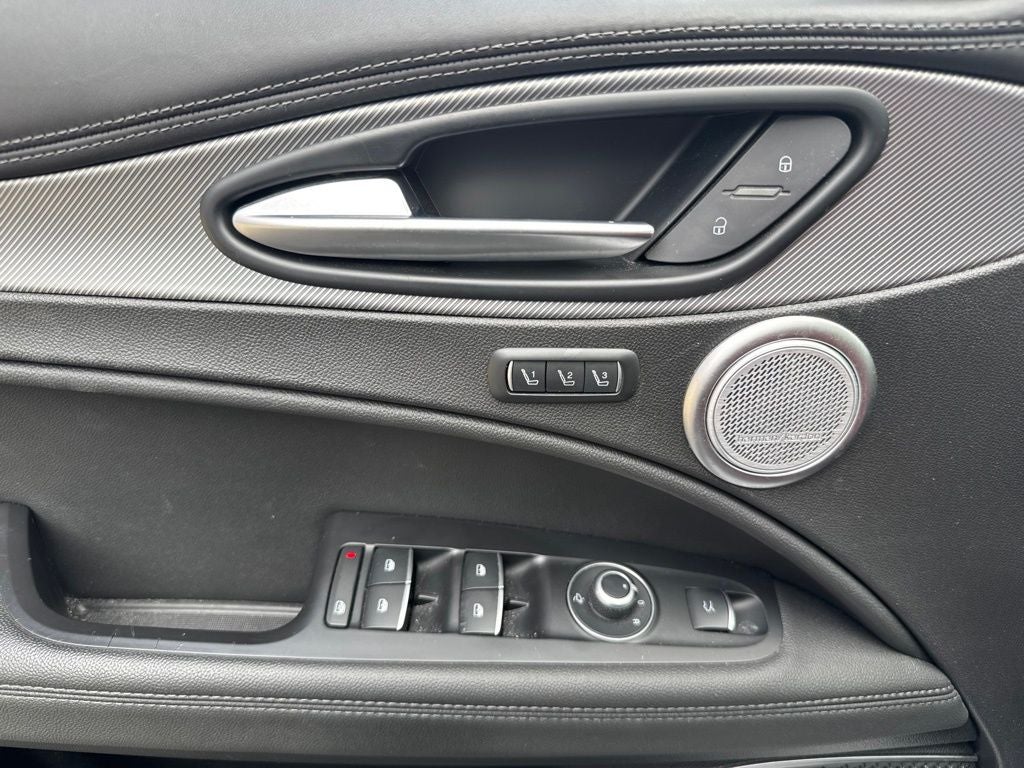2023 Alfa Romeo Stelvio Veloce