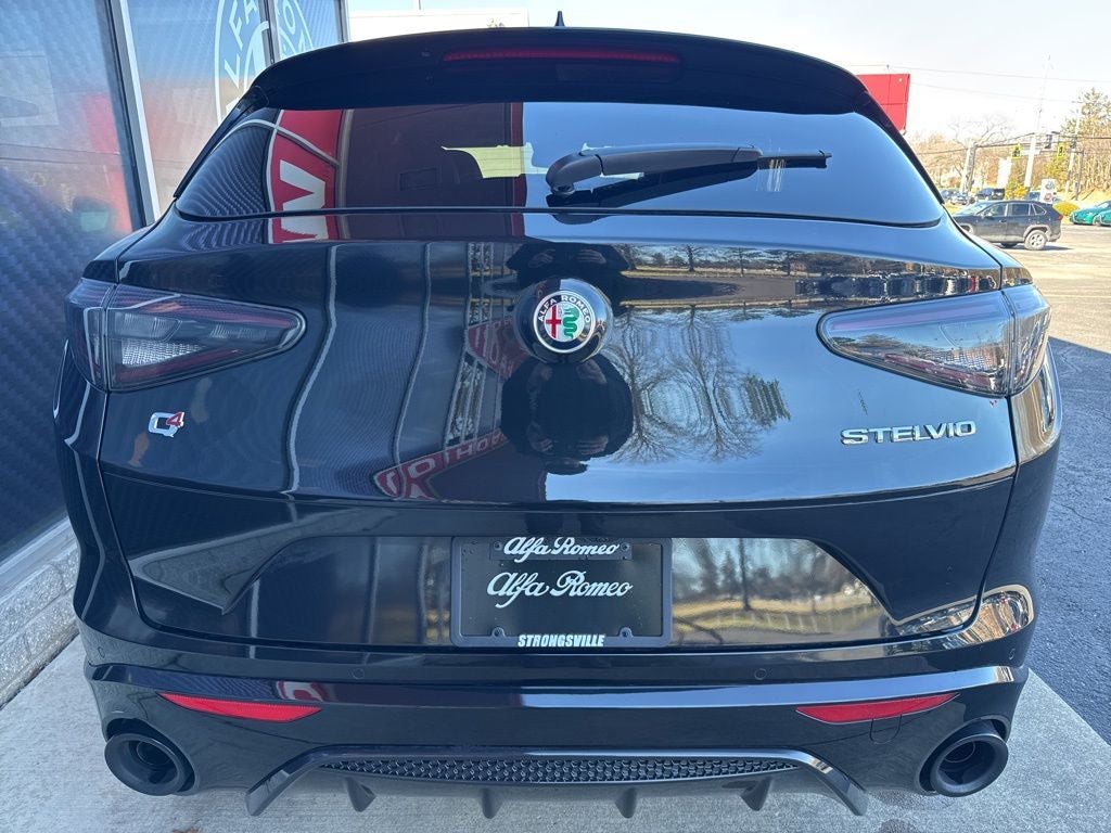 2024 Alfa Romeo Stelvio Veloce