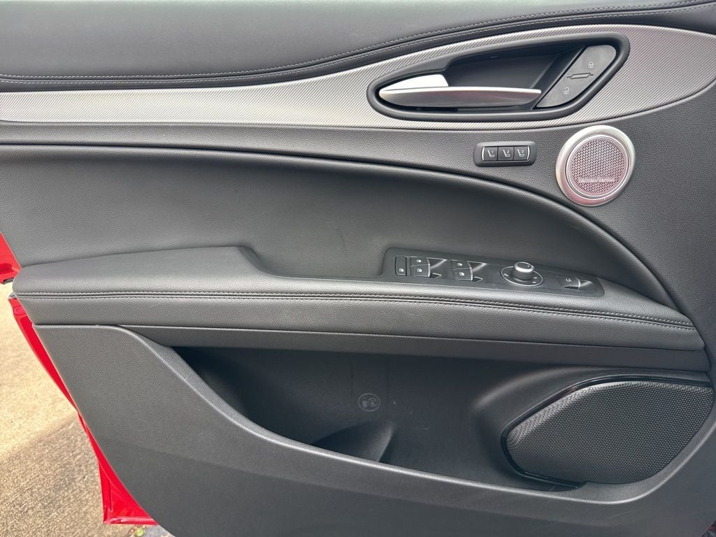 2024 Alfa Romeo Stelvio Veloce