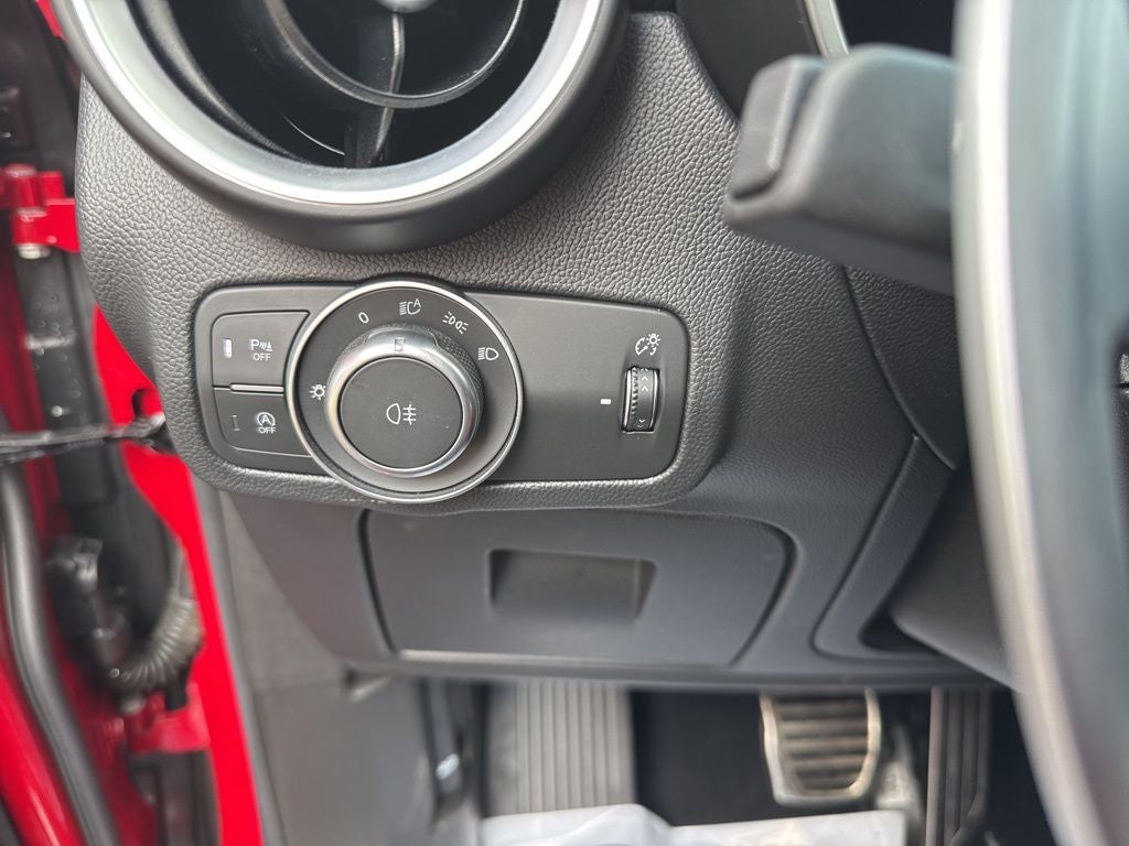 2024 Alfa Romeo Stelvio Veloce