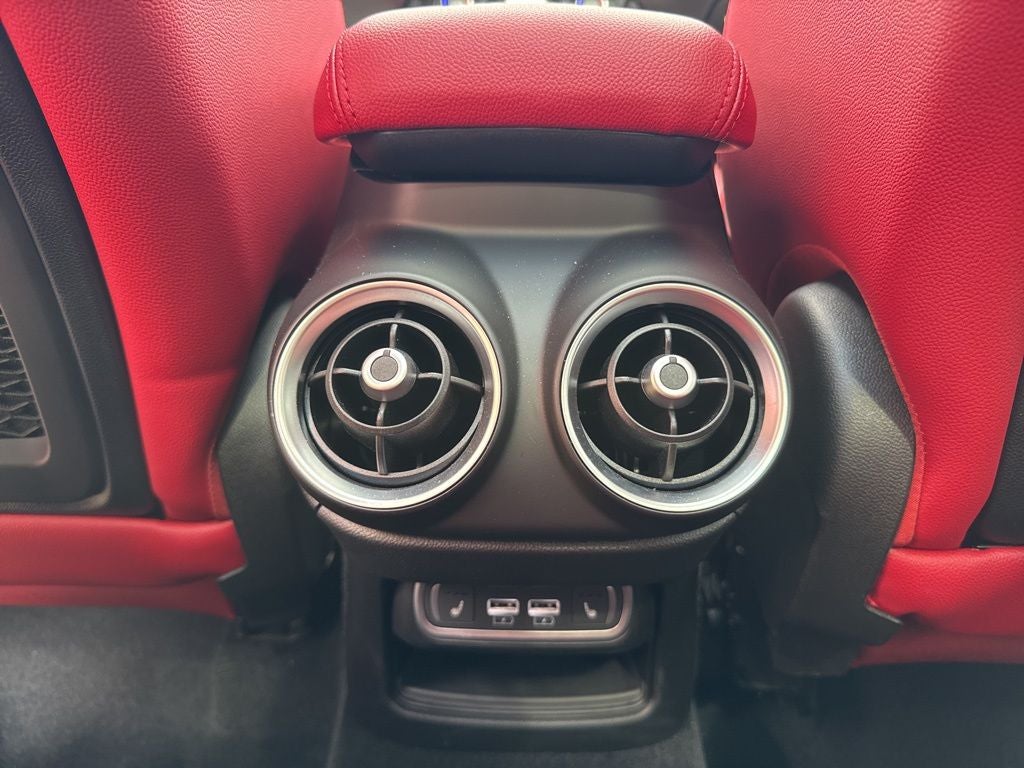 2024 Alfa Romeo Stelvio Veloce
