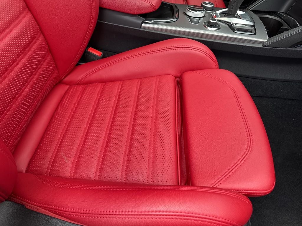 2024 Alfa Romeo Stelvio Veloce