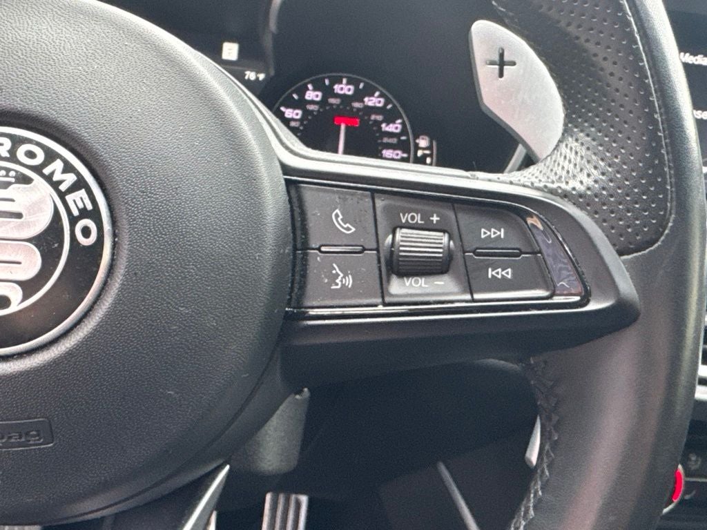 2023 Alfa Romeo Stelvio Veloce