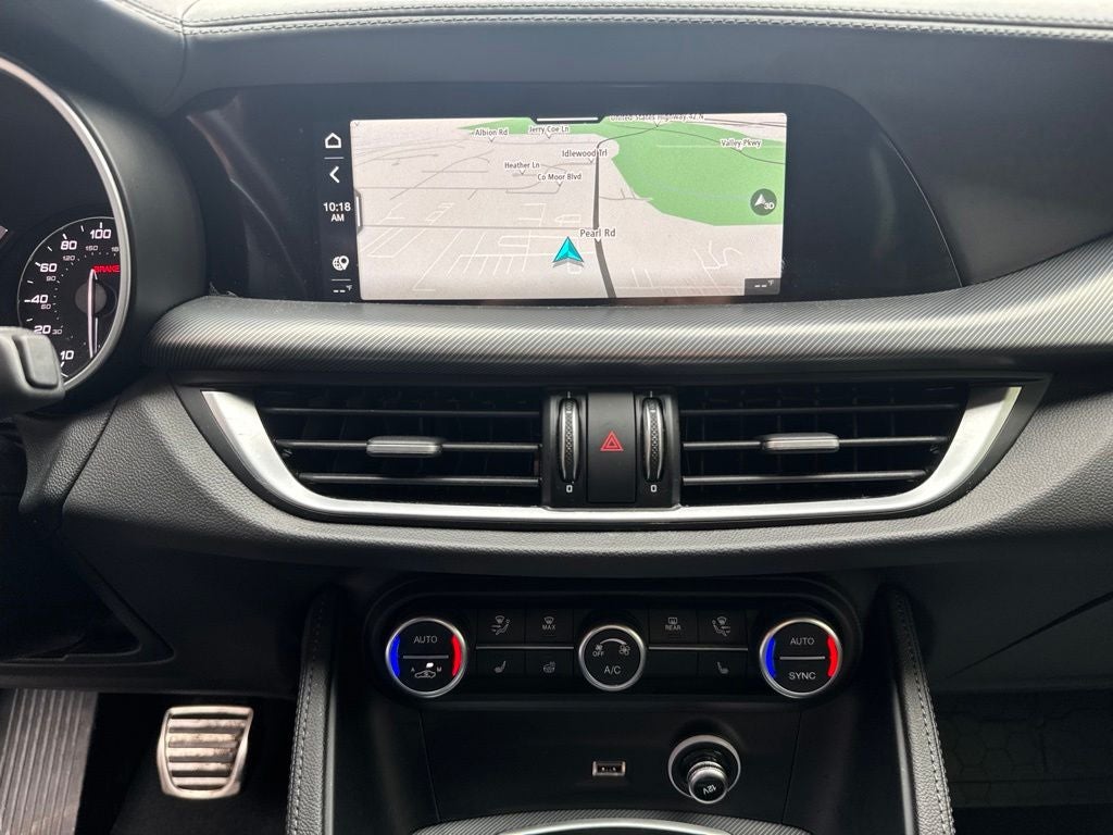 2023 Alfa Romeo Stelvio Veloce