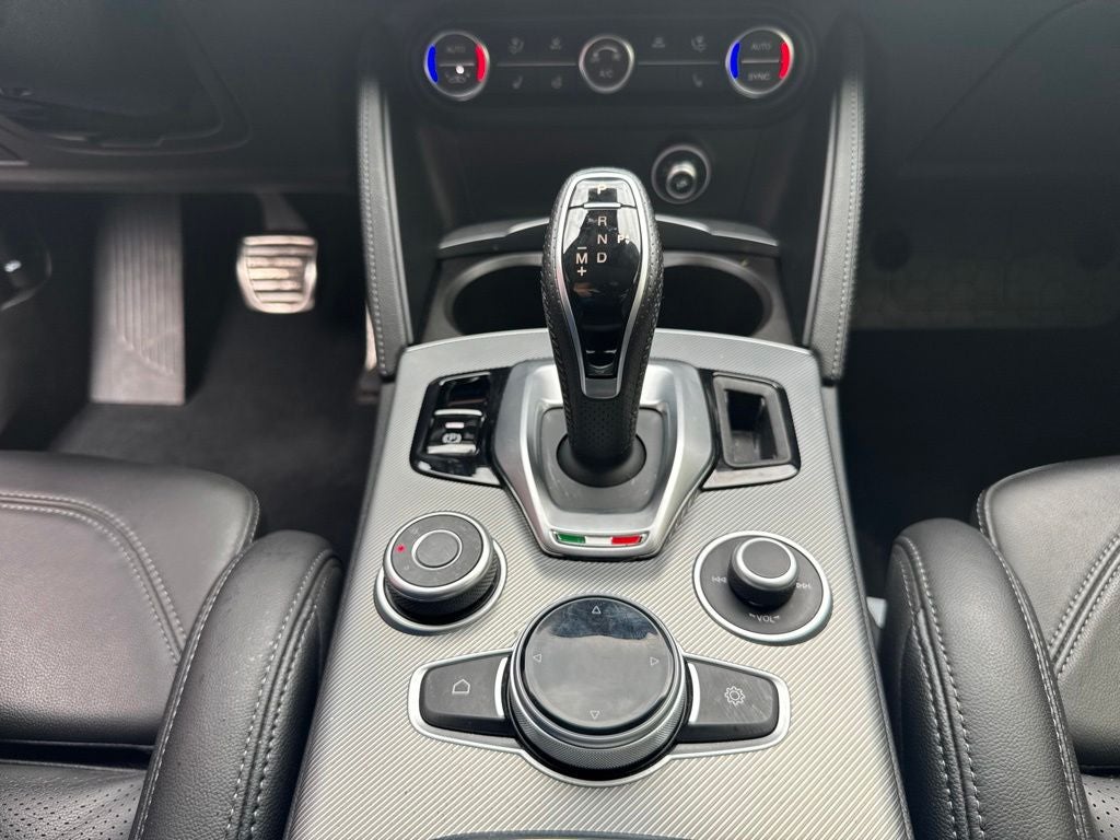 2023 Alfa Romeo Stelvio Veloce