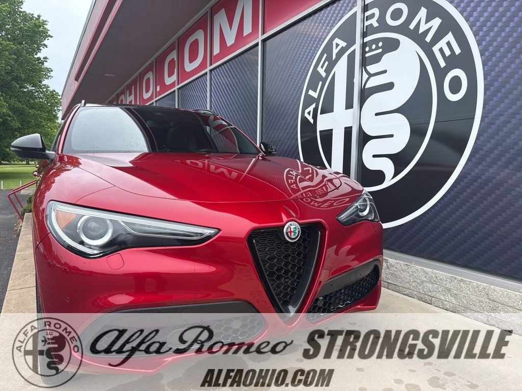 2023 Alfa Romeo Stelvio Veloce AWD's photo