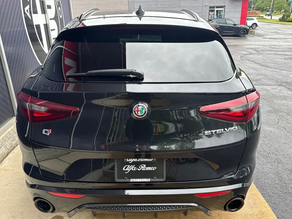 2023 Alfa Romeo Stelvio Veloce