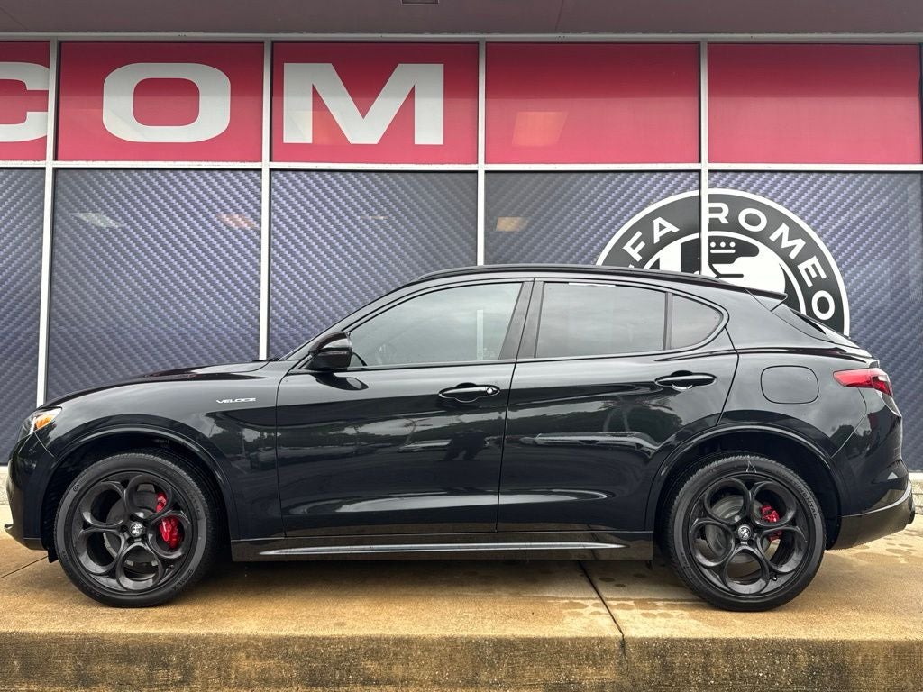 2023 Alfa Romeo Stelvio Veloce