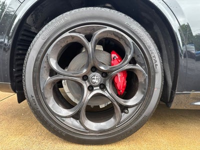 2023 Alfa Romeo Stelvio Veloce