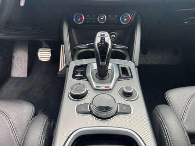 2023 Alfa Romeo Stelvio Veloce