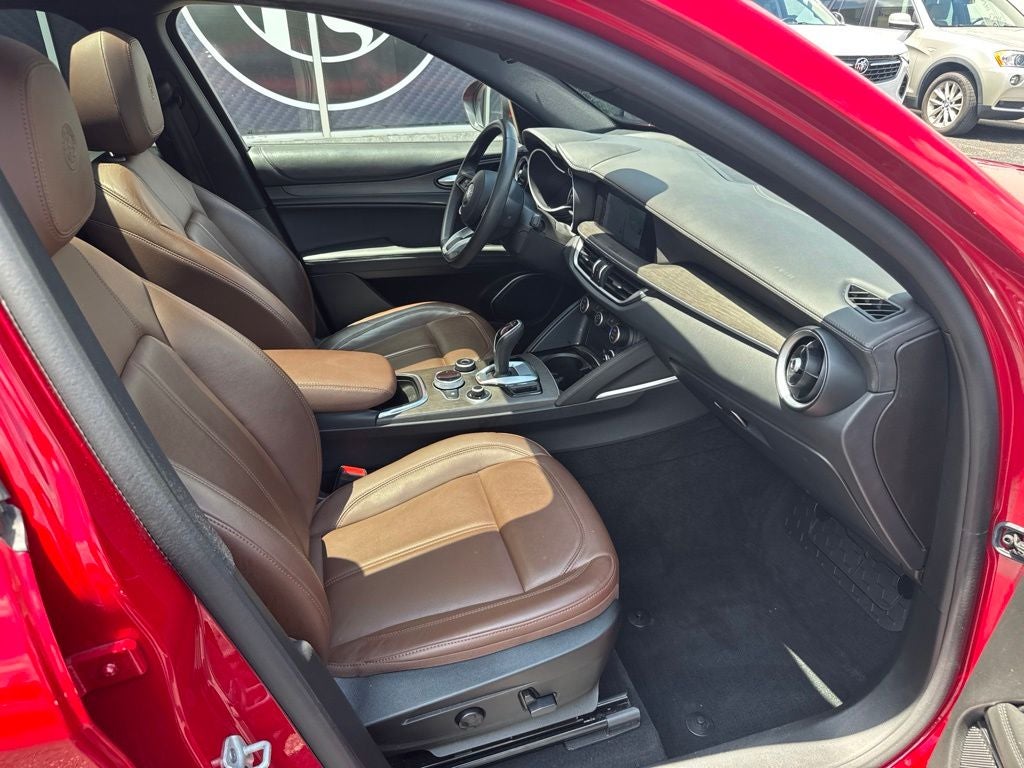 2023 Alfa Romeo Stelvio Ti