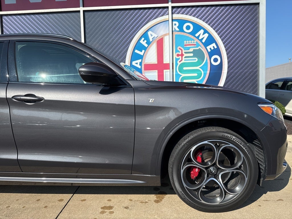 2022 Alfa Romeo Stelvio Ti