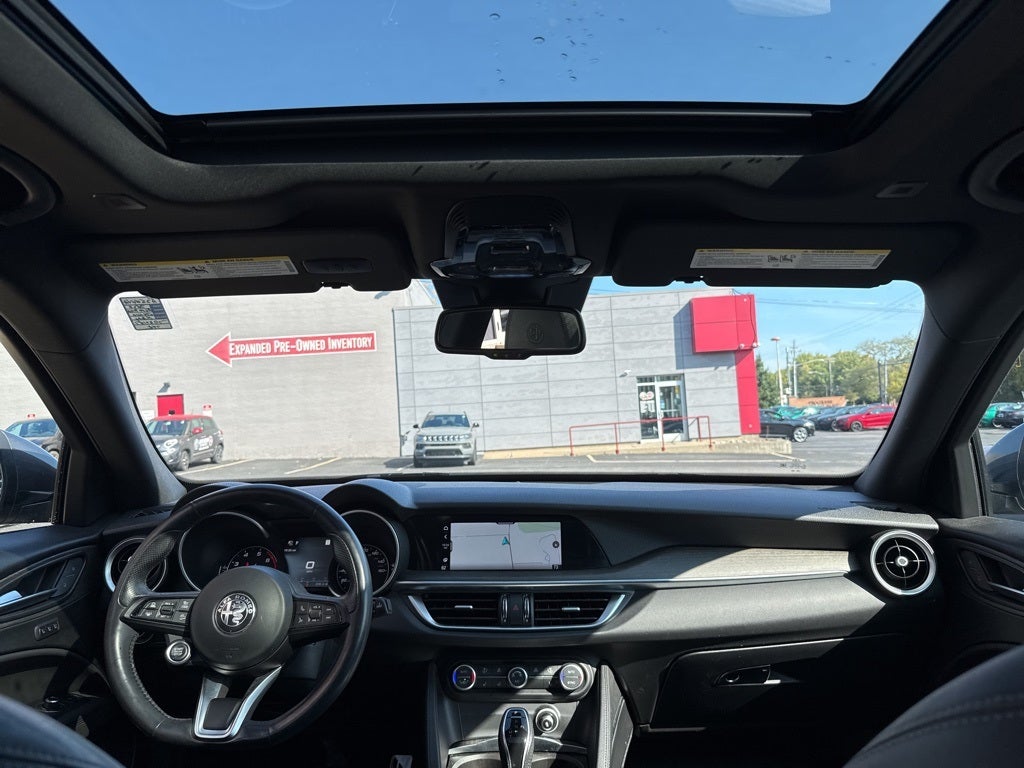 2022 Alfa Romeo Stelvio Ti