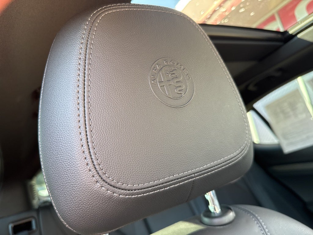 2022 Alfa Romeo Stelvio Ti