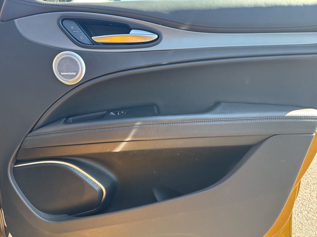 2023 Alfa Romeo Stelvio Veloce