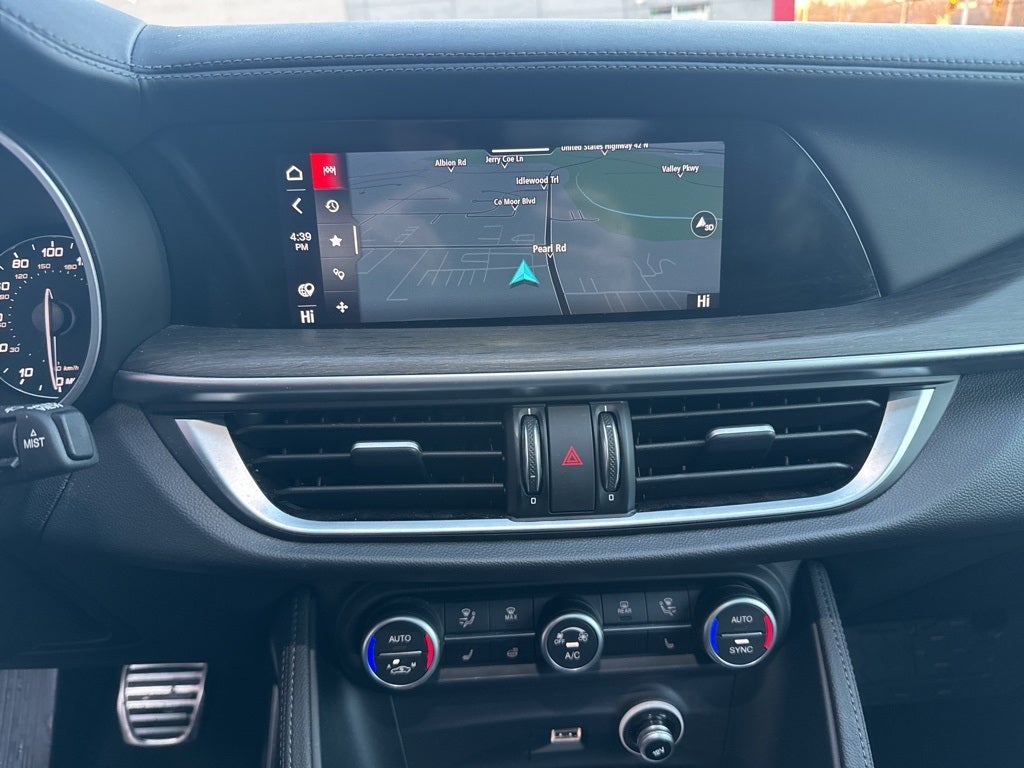 2023 Alfa Romeo Stelvio Ti