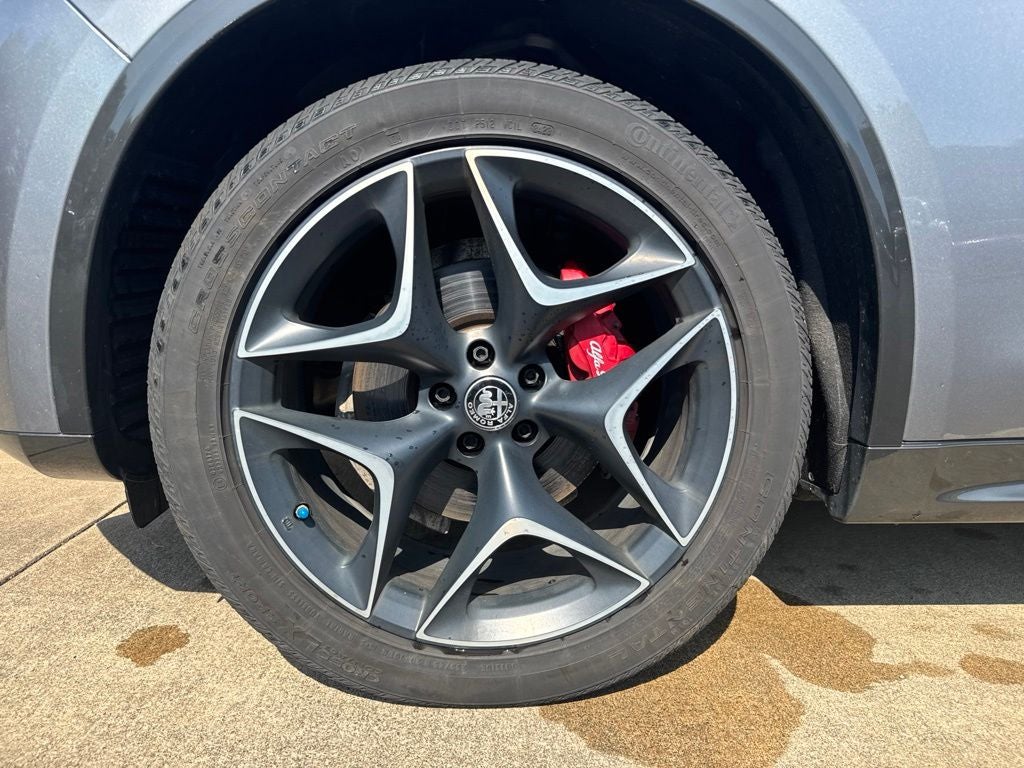 2020 Alfa Romeo Stelvio Ti Sport Carbon