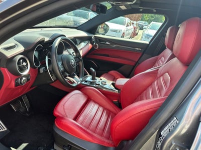2020 Alfa Romeo Stelvio Ti Sport Carbon