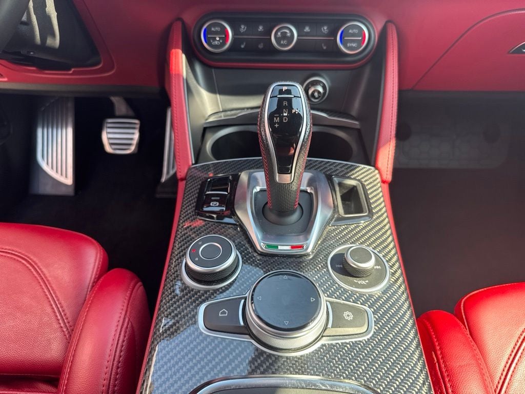 2020 Alfa Romeo Stelvio Ti Sport Carbon