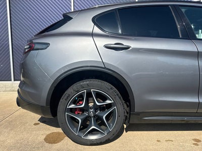 2020 Alfa Romeo Stelvio Ti Sport Carbon