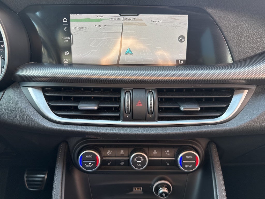 2022 Alfa Romeo Stelvio Veloce