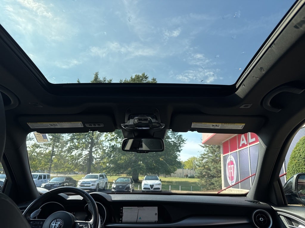 2022 Alfa Romeo Stelvio Veloce