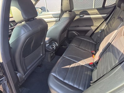 2022 Alfa Romeo Stelvio Veloce