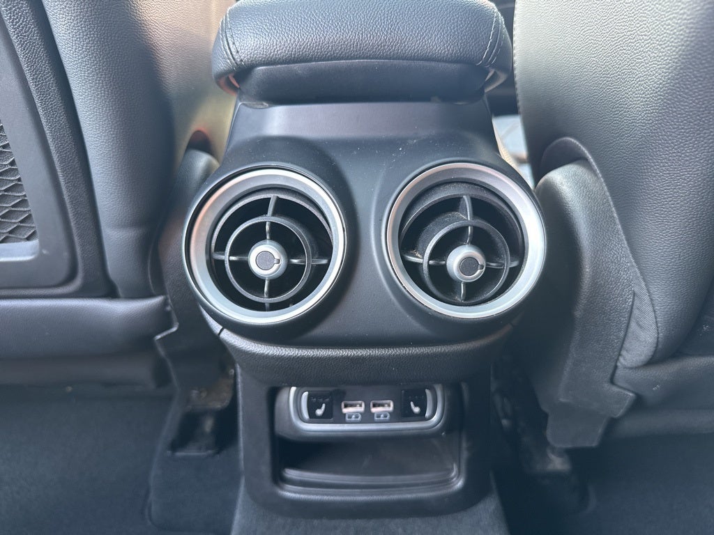 2022 Alfa Romeo Stelvio Veloce