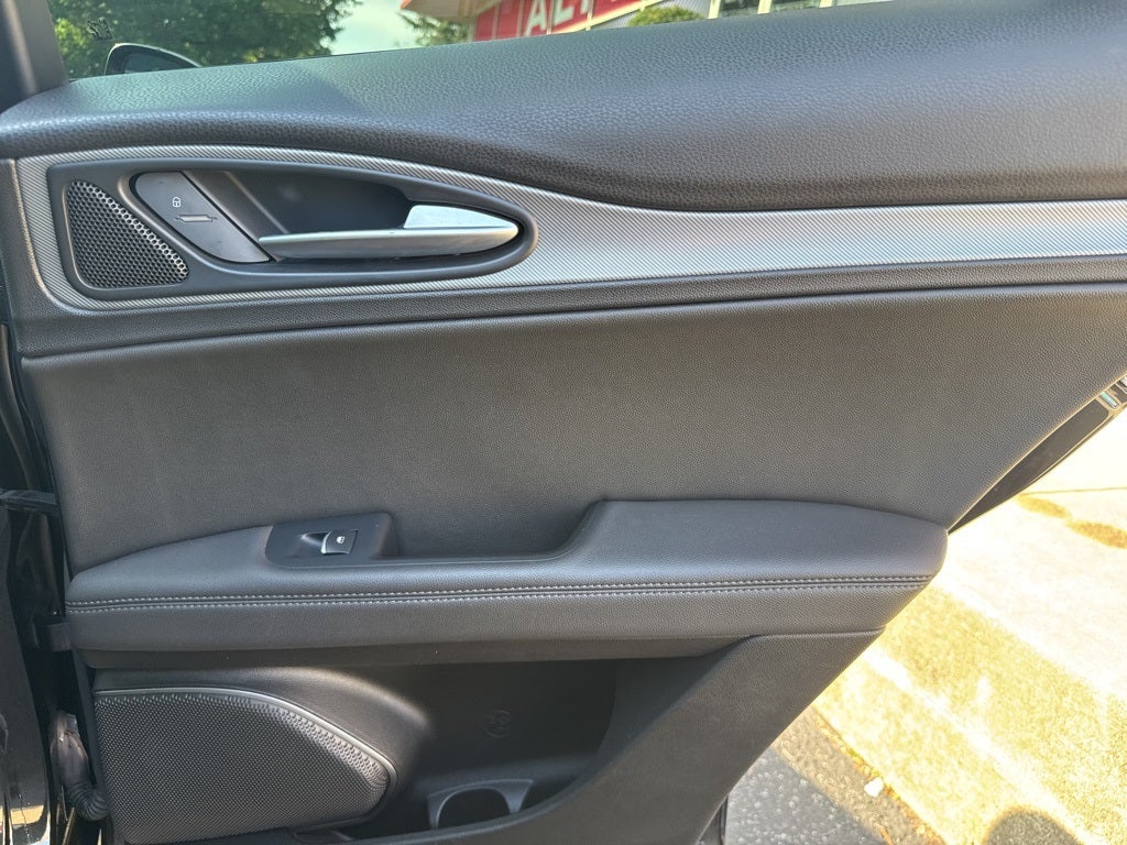 2022 Alfa Romeo Stelvio Veloce