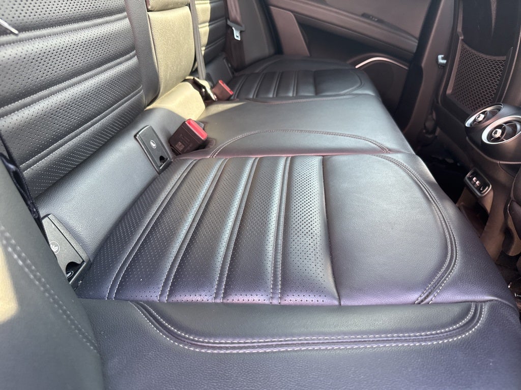 2022 Alfa Romeo Stelvio Veloce