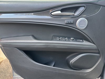 2019 Alfa Romeo Stelvio Quadrifoglio
