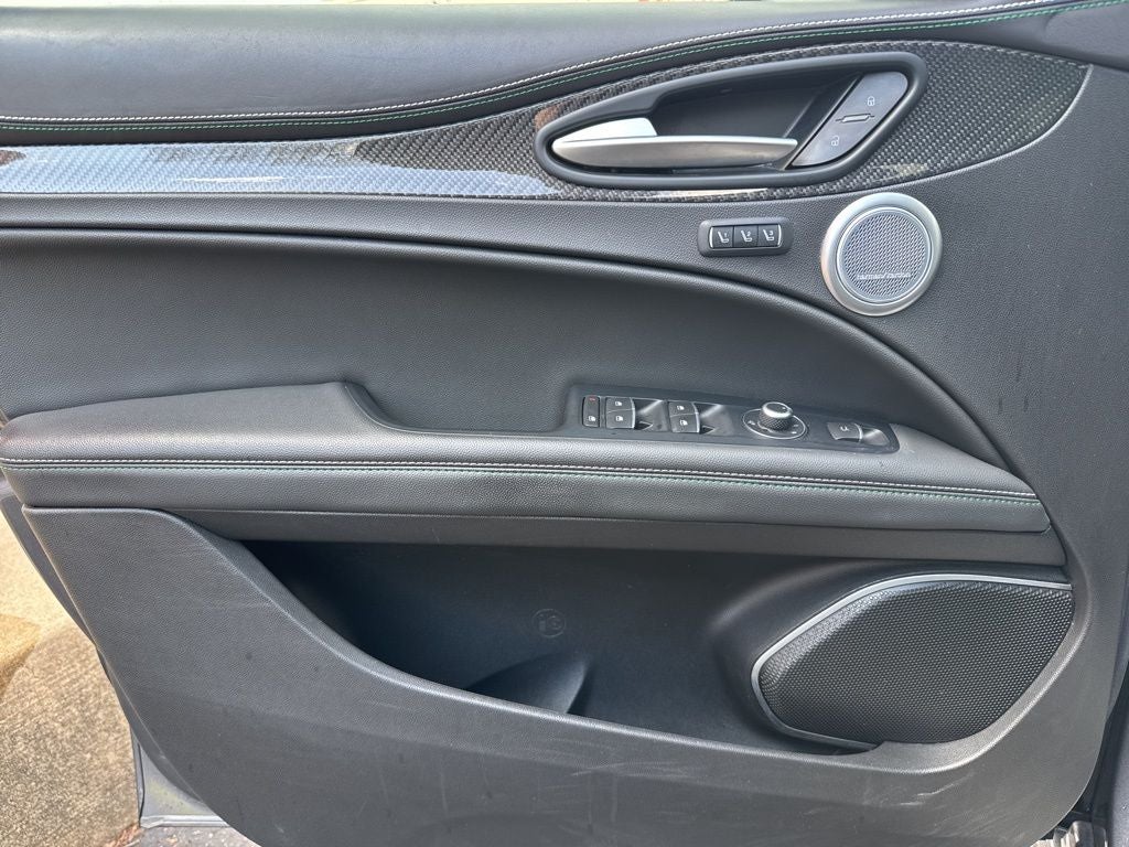 2019 Alfa Romeo Stelvio Quadrifoglio
