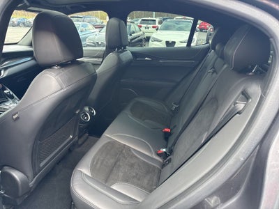 2019 Alfa Romeo Stelvio Quadrifoglio