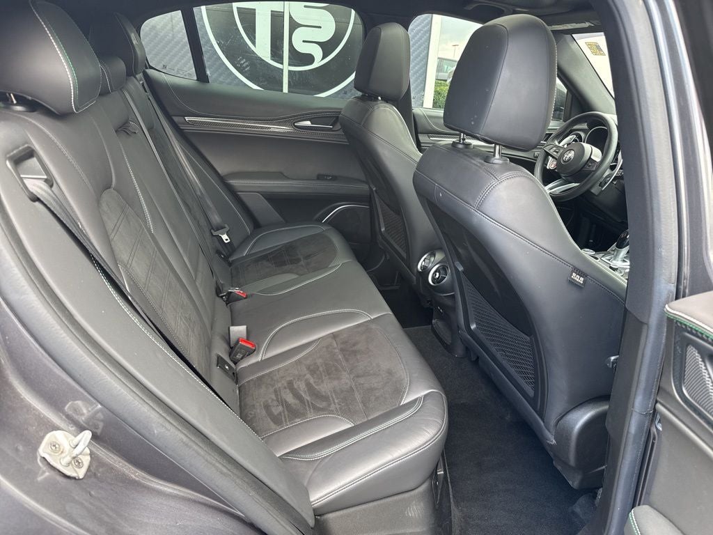 2019 Alfa Romeo Stelvio Quadrifoglio