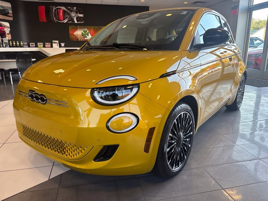 2026 FIAT 500e Battery Electric