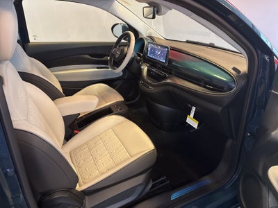 2025 FIAT 500e Battery Electric