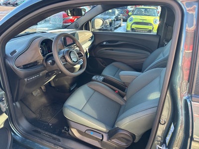 2025 FIAT 500e Battery Electric
