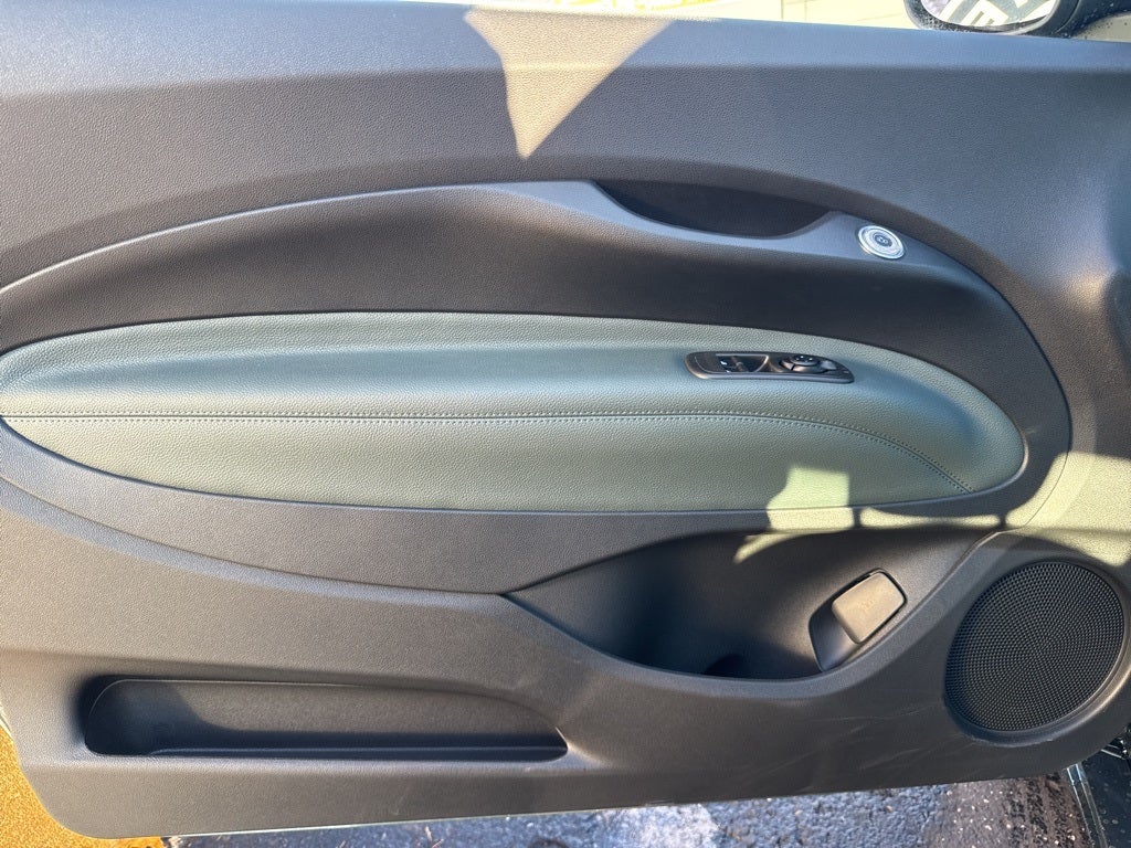 2025 FIAT 500e Battery Electric