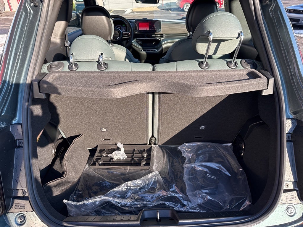 2025 FIAT 500e Battery Electric