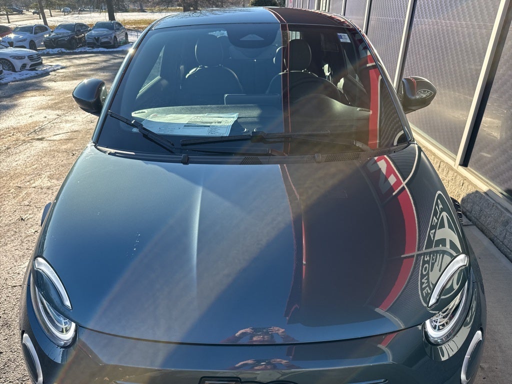 2025 FIAT 500e Battery Electric