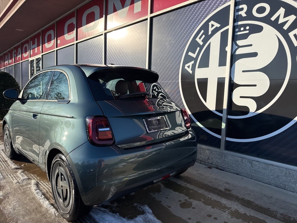 2025 FIAT 500e Battery Electric