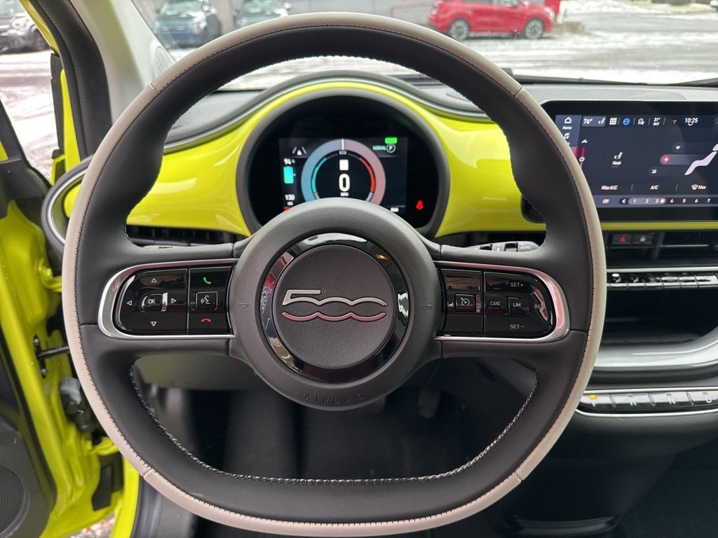 2025 FIAT 500e Battery Electric