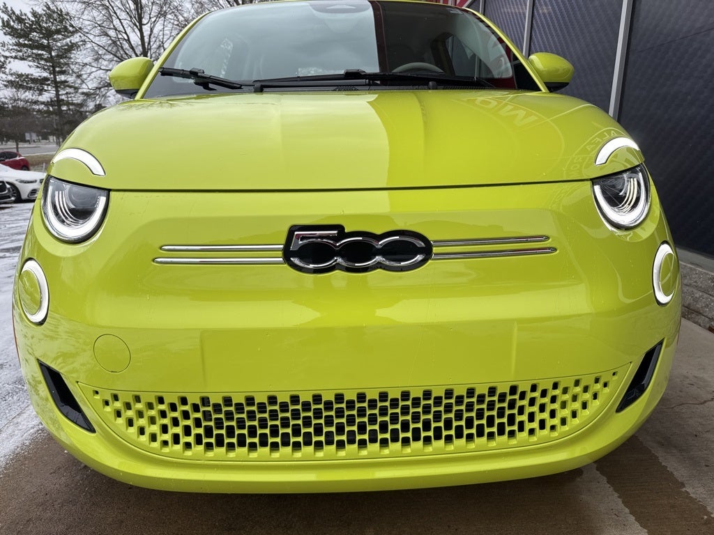 2025 FIAT 500e Battery Electric