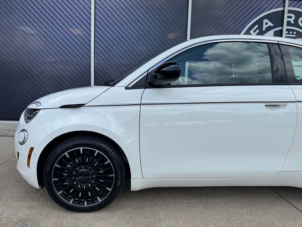 2026 FIAT 500e Battery Electric