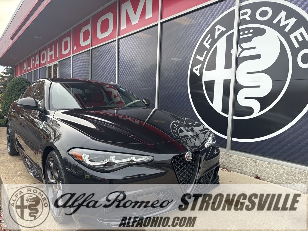2024 Alfa Romeo Giulia Quadrifoglio Quadrifoglio Carbon