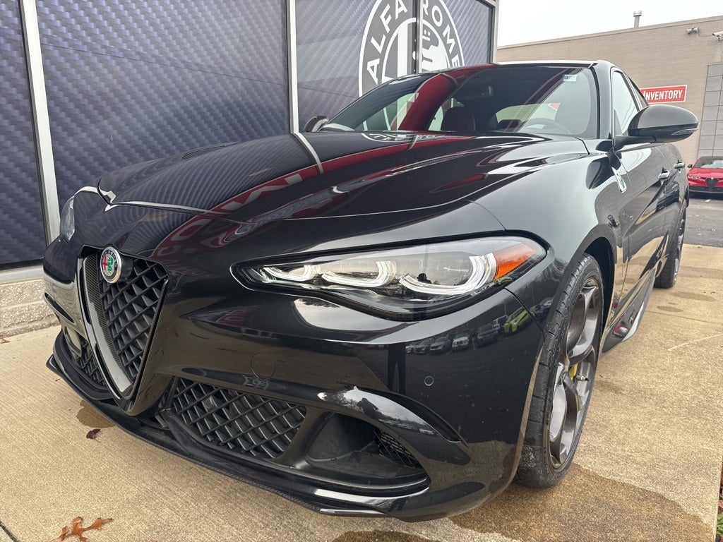 2024 Alfa Romeo Giulia Quadrifoglio Quadrifoglio Carbon