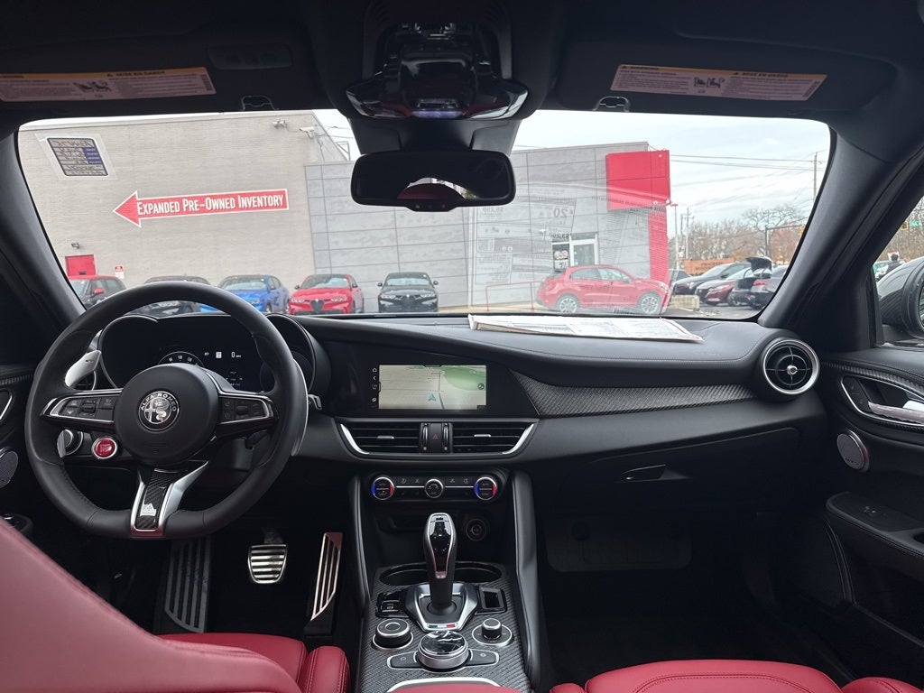 2024 Alfa Romeo Giulia Quadrifoglio Quadrifoglio Carbon