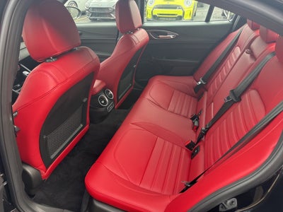 2024 Alfa Romeo Giulia Quadrifoglio Quadrifoglio Carbon