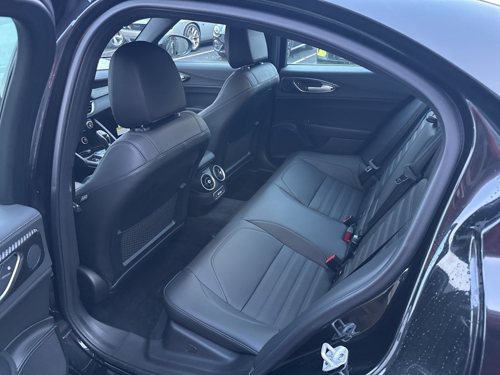 2024 Alfa Romeo Giulia Quadrifoglio Quadrifoglio